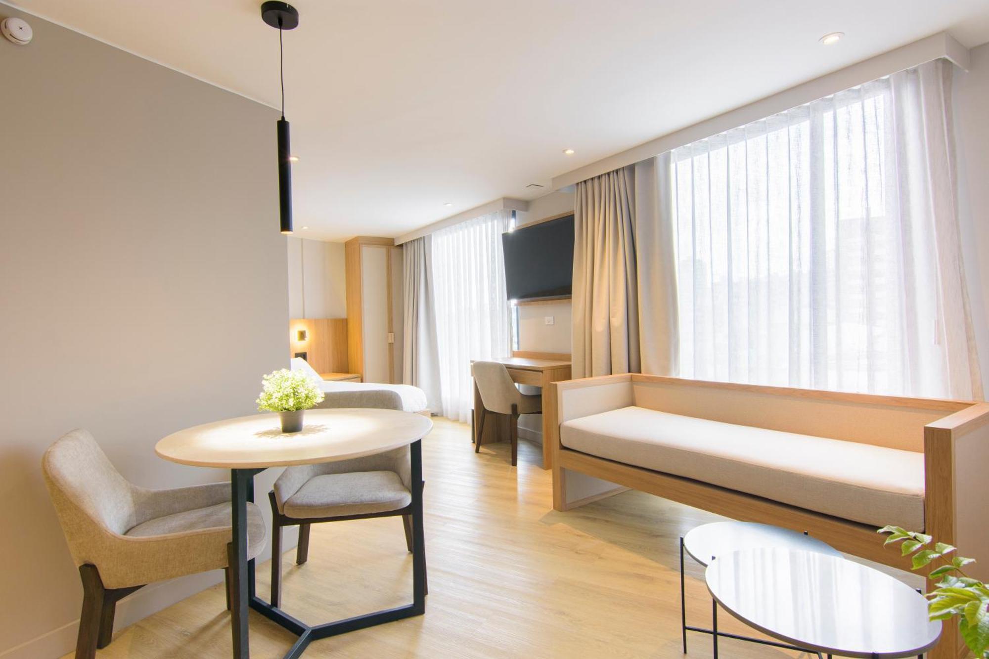 Hotel Nodo *