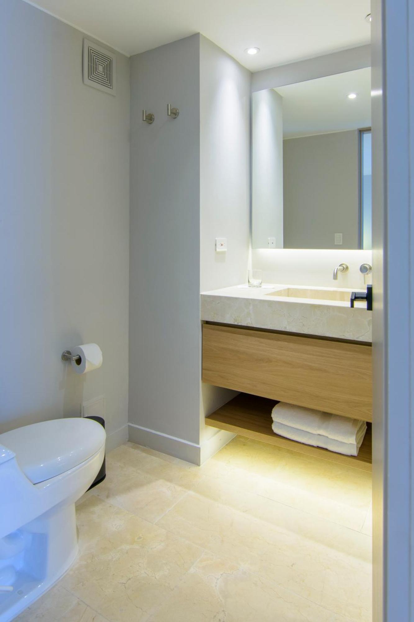 Nodo Hotel *